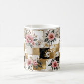 Mug Fleurs roses et blanches sur Carrés or et noir (Centre)