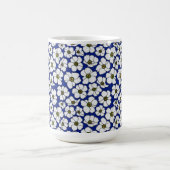 Mug Fleurs sauvages boho sur fond bleu (Centre)