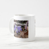 Mug Fleurs sauvages oiseau-pied violet sources chaudes (Devant gauche)