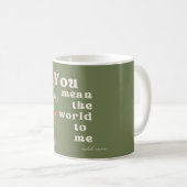 Mug Fleurs Vert Olive – Cadeau Romantique avec Ros (Devant droit)