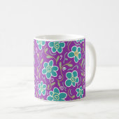 Mug Fleurs vertes sur design pourpre (Devant droit)