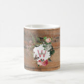Mug Fleurs Vintages en bois rustique monogrammé (Centre)