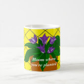 Mug Fleurs Violettes en Pot avec Citation (Centre)