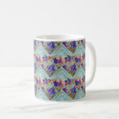 Mug Fleurs violettes et bleues Carrés Zigzags (Devant droit)