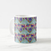 Mug Fleurs violettes et bleues Carrés Zigzags (Devant gauche)