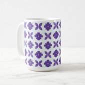 Mug Fleurs violettes sur fond clair (Devant gauche)