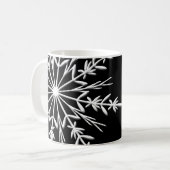 Mug Flocon de neige blanc sur Black Happy Holidays (Devant gauche)