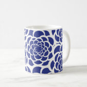 Mug floral bleu et blanc (Devant droit)