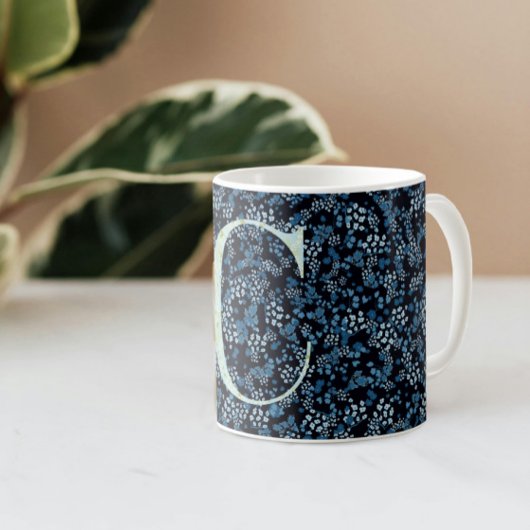 Mug Floral Elegant Classy Monogramme C bleu avec phras
