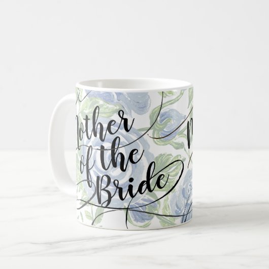 Mug Floral Mère de la mariée Rose bleu à script modern (Devant gauche)