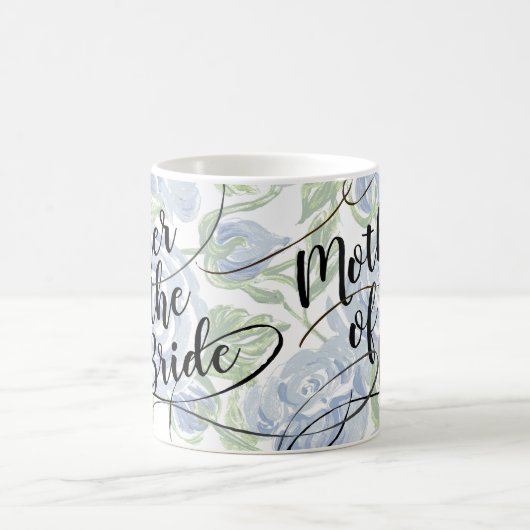 Mug Floral Mère de la mariée Rose bleu à script modern (Centre)