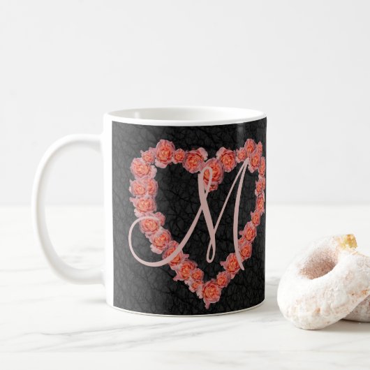 Mug Floral Rose Coeur monogramme Mariage Soirée de mar (Avec donut)