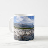 Mug Flottant sur la rivière Snake II (Devant gauche)