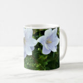 Mug Flowers at Château Morrisette Winery, Floyd, VA (Devant droit)