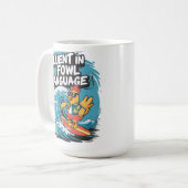 Mug Fluent in Fowl Langue Cool Rooster Surfing (Devant gauche)