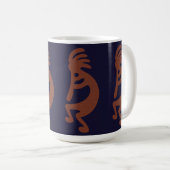 Mug Flûte Jouer Kokopelli Figure - Bleu sur rouille Ro (Devant droit)