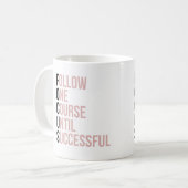 Mug Focus motivation entreprise soumission rose typogr (Devant gauche)