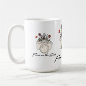 Mug Focus Sur La Bonne Caméra Et Les Fleurs (Gauche)