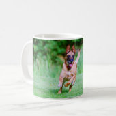 Mug Fonctionnement de chien de Malinois (Devant gauche)