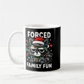 Mug Forced Family Fun – Funny Sarcastic Raccoon Xmas C (Gauche)