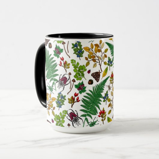 Mug Forest berries, leaves and bugs on white (Devant gauche)