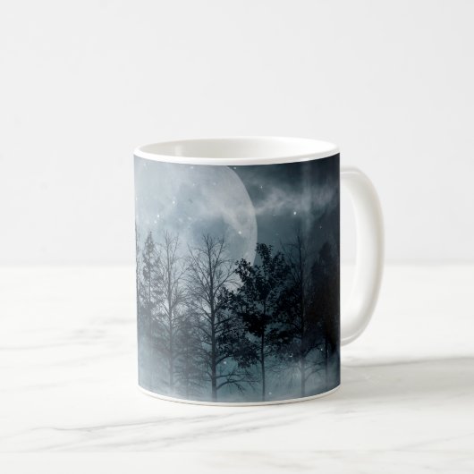 Mug Forêt foncée. Scène sombre et sombre avec des arbr (Devant droit)