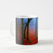 Mug Forêt peinte Automne Brouillard bleu (Devant gauche)