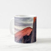 MUG FORMATIONS DE ROCHES BROWN ET NOIRES (Devant gauche)