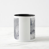 Mug Formes inhabituelles de nuages au-dessus de la mer (Centre)
