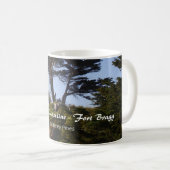 Mug Fort Bragg California Coastline Monterey Pines (Devant droit)