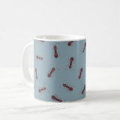 Mug Fourmis brunes illustrées sur fond gris-bleu clair (Devant gauche)
