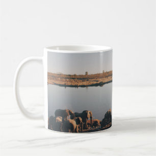 MUG FOYER DE BOISSON ELEPHANT WATER FROM LAKE