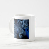 Mug fractale papillon de rêve bleu (Devant gauche)