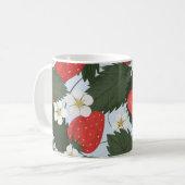 Mug Fraises : motif de fruits d'été. (Devant gauche)