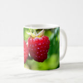 Mug Framboises rouges amusantes (Devant droit)