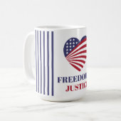 Mug Freedom & Justice American Flag with Heart.  (Devant gauche)