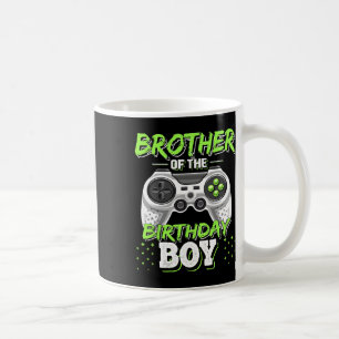 Mug Frère du garçon du jour de l'anniversaire correspo