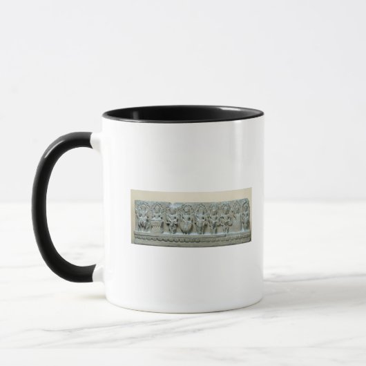 Mug Frise dépeignant neuf divinités (Gauche)