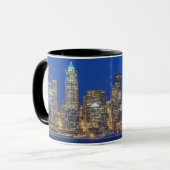 Mug Front de mer et skyline du centre-ville au crépusc (Devant gauche)