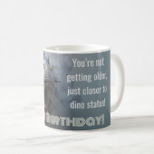 Mug Fun Dino T-rex conception d'anniversaire (Devant droit)