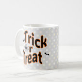 Mug Fun Trick Ou Treat Smell My Feed Halloween (Devant gauche)