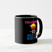 Mug Funky Trumpkin Vs Boo Biden Classe Design Hallowee (Devant droit)