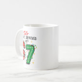 Mug Funny 2025 The Year I Survived Barely 67 Christmas (Devant gauche)