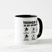 Mug Funny 6 choses que je fais dans mon temps libre Sk (Devant droit)