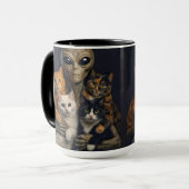 Mug Funny Alien with Cats Renaissance Art (Devant gauche)