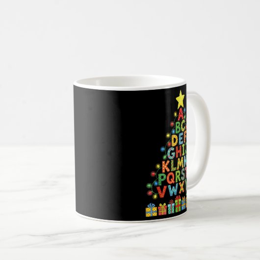 Mug Funny Alphabet Christmas Tree Graphic Abc A-z Teac (Devant droit)