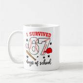 Mug Funny Baseball I Survived 67 Days Of School Design (Gauche)