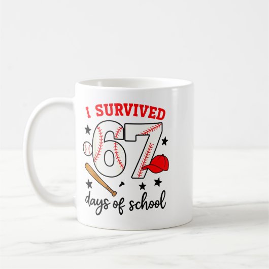 Mug Funny Baseball I Survived 67 Days Of School Design (Gauche)