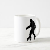 Mug Funny Bigfoot Roller Patinage (Devant droit)