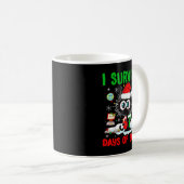 Mug Funny Black Cat Christmas I Survived 67 Days Of Sc (Devant droit)